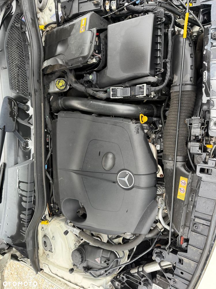 Mercedes-Benz GLA - 19