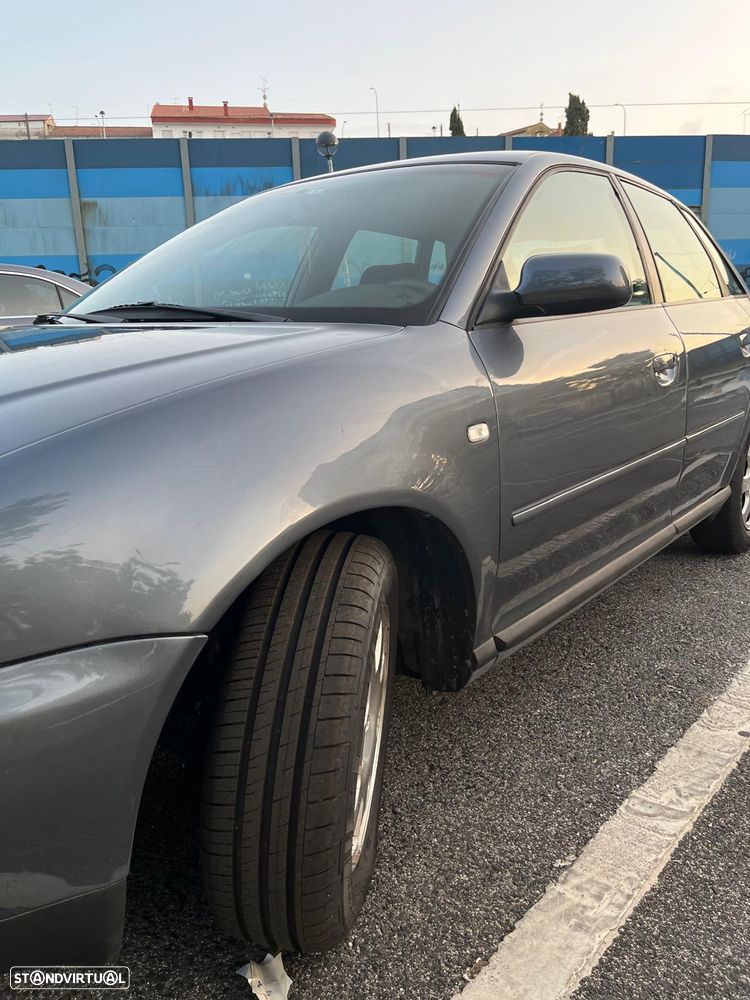 Audi A3 1.6 Attraction - 4
