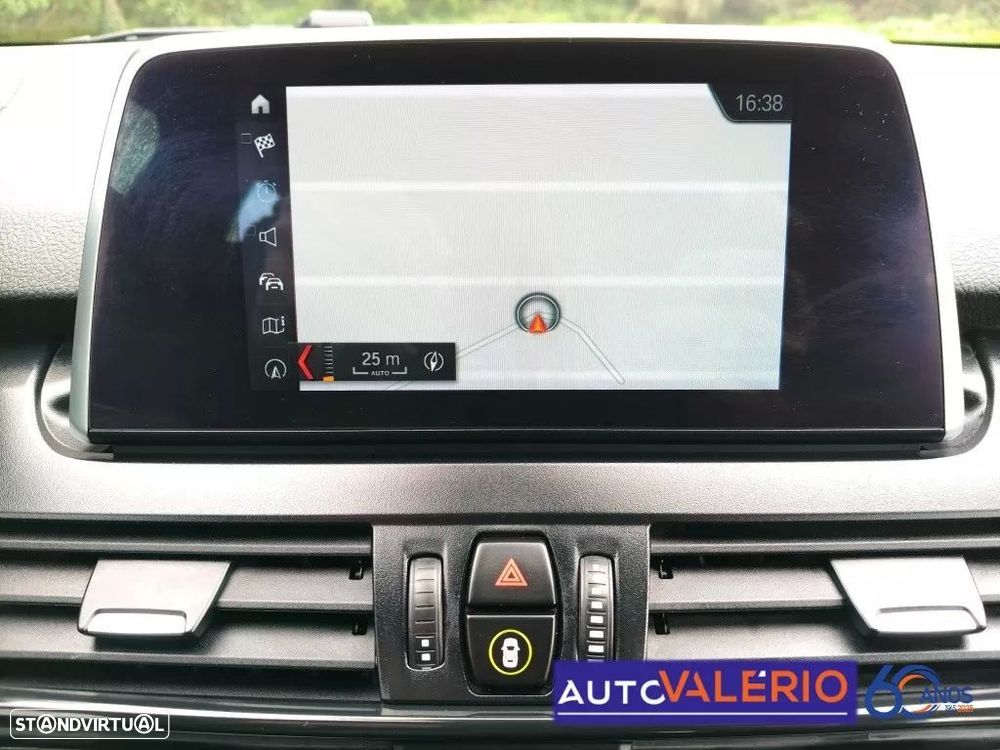 BMW 225xe Active Tourer Advantage - 27