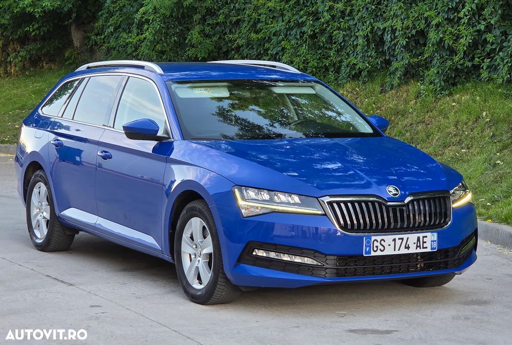 Skoda Superb 2.0 TDI DSG Selection - 9