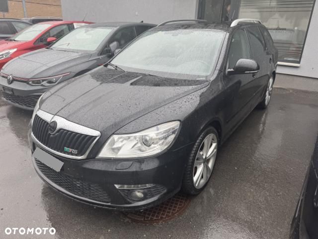 Skoda Octavia 2.0 TSI DSG RS - 3