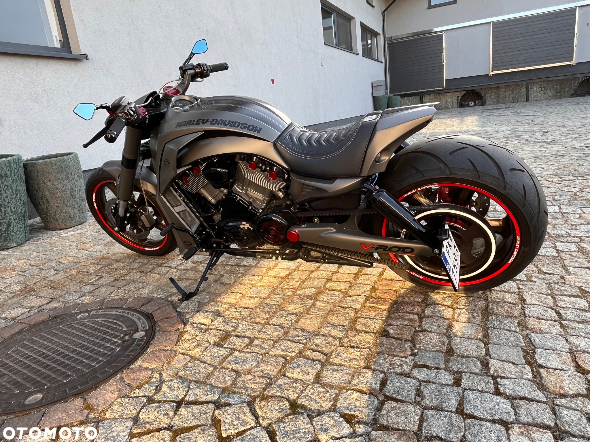 Harley-Davidson V-Rod Night Rod - 3