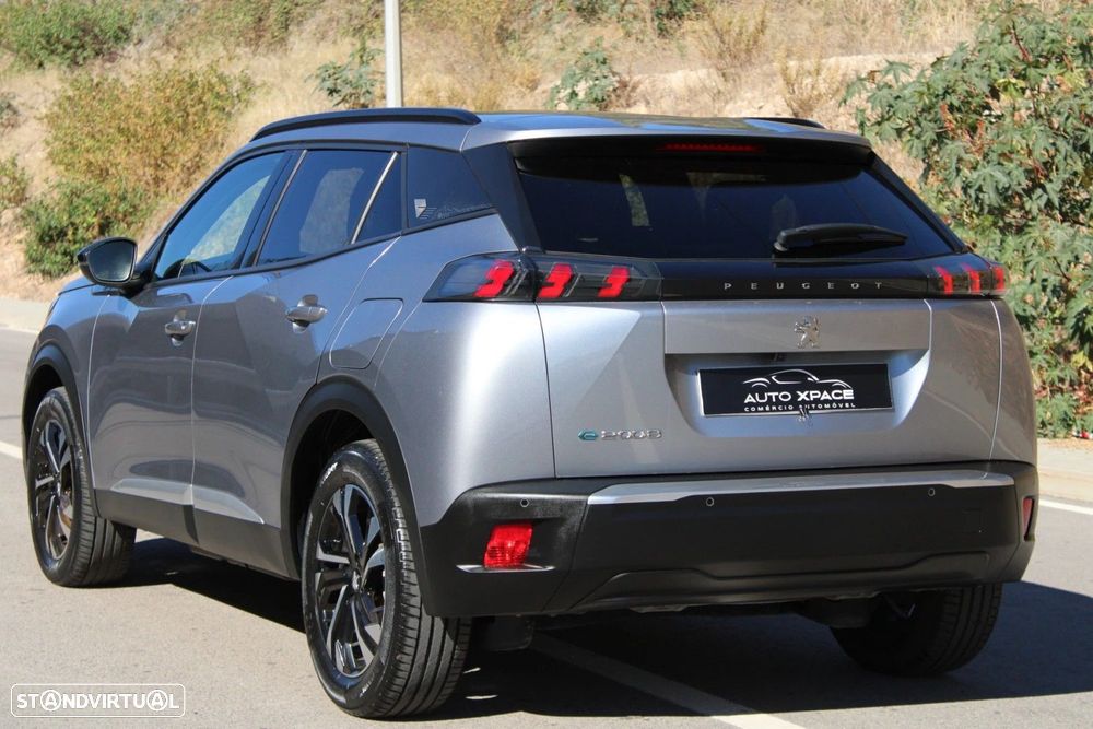Peugeot e-2008 Allure Pack - 14