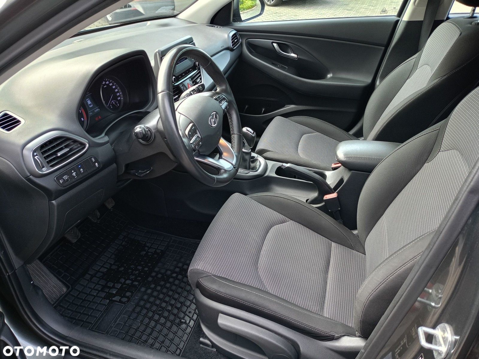 Hyundai i30 1.5 DPI Comfort - 7