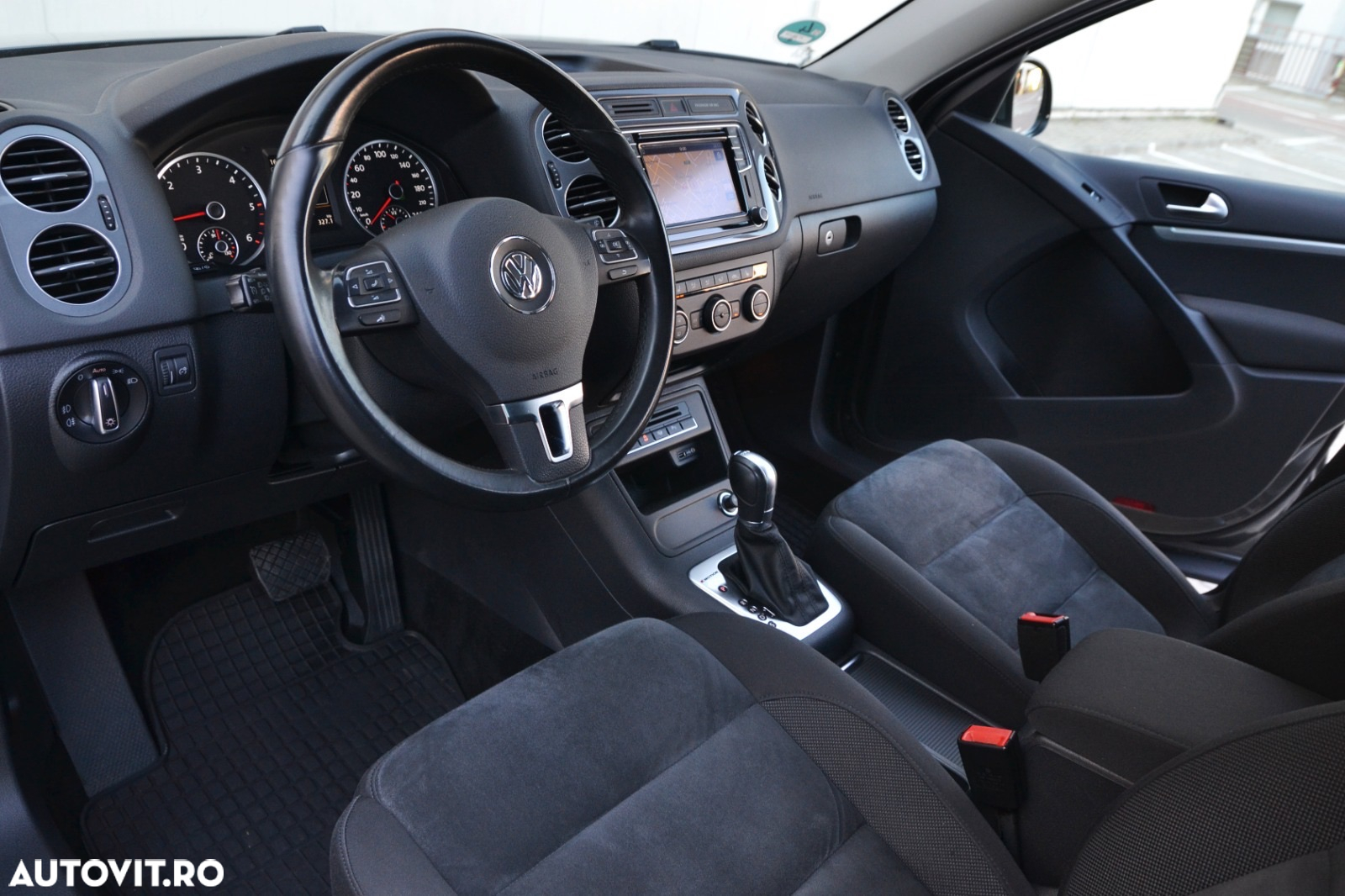 Volkswagen Tiguan 2.0 TDI SCR 4MOTION DSG R-Line - 5