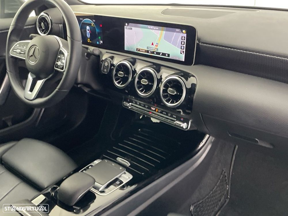 Mercedes-Benz A 180 d Style Aut. - 24