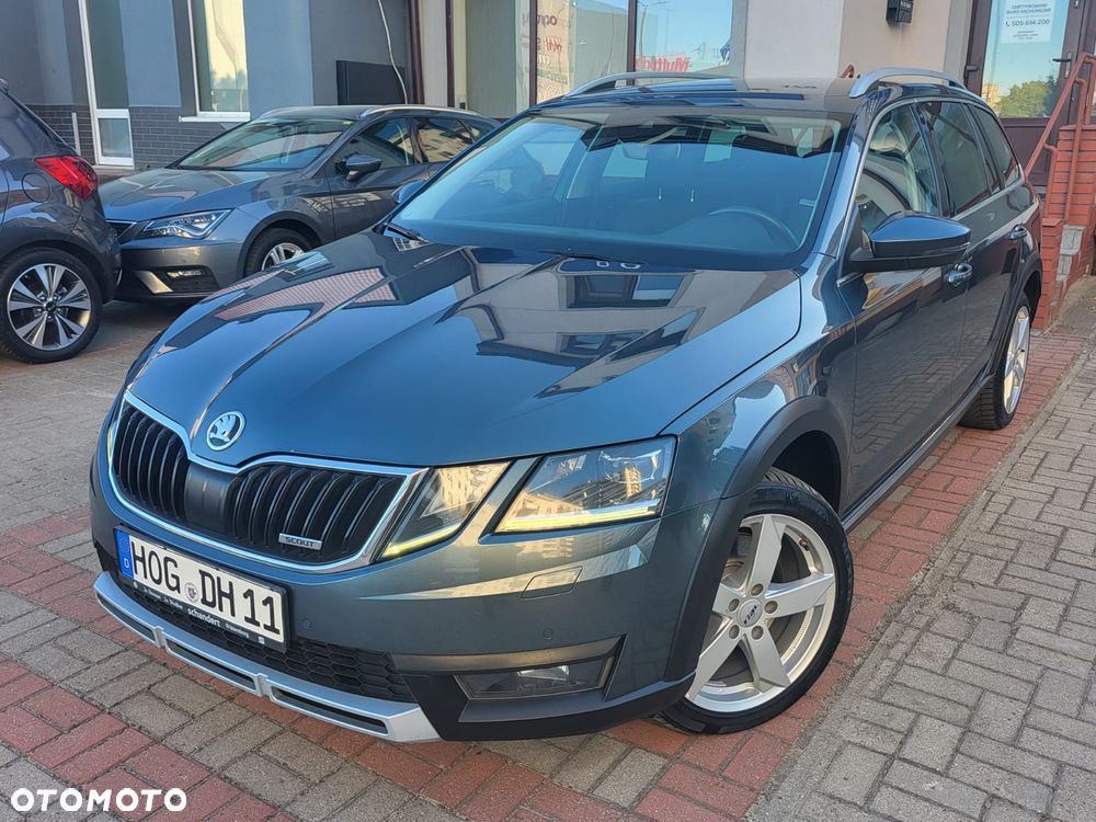 Skoda Octavia Scout 2.0 TDI 4x4 DSG - 2