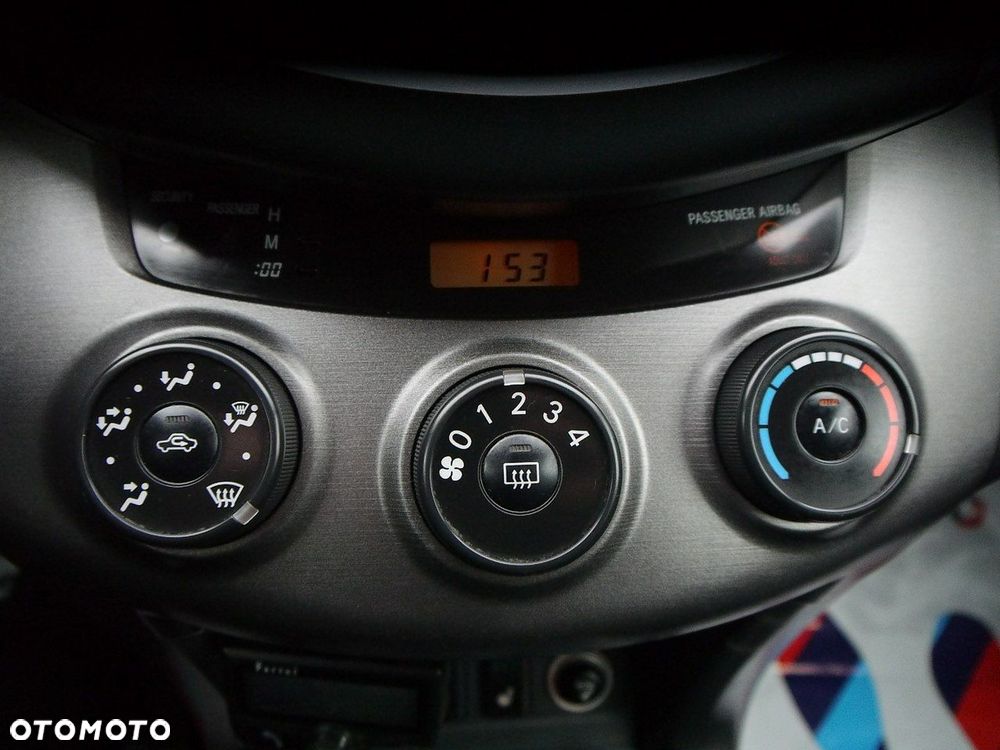 Toyota RAV4 2.2 D-4D 4x4 Sol - 18