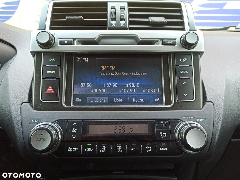 Toyota Land Cruiser - 17