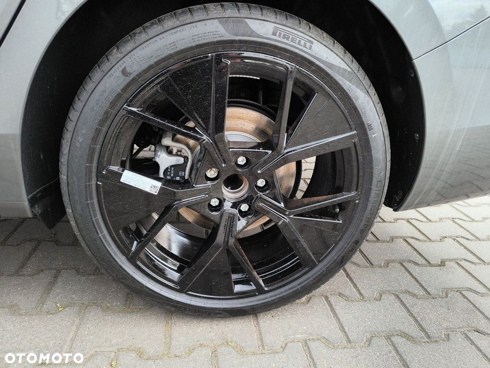Volkswagen Passat - 18