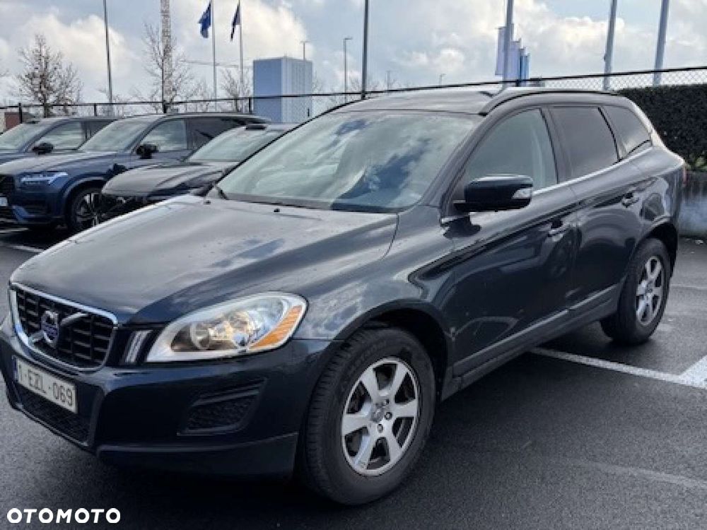 Volvo XC 60 D3 Momentum - 1