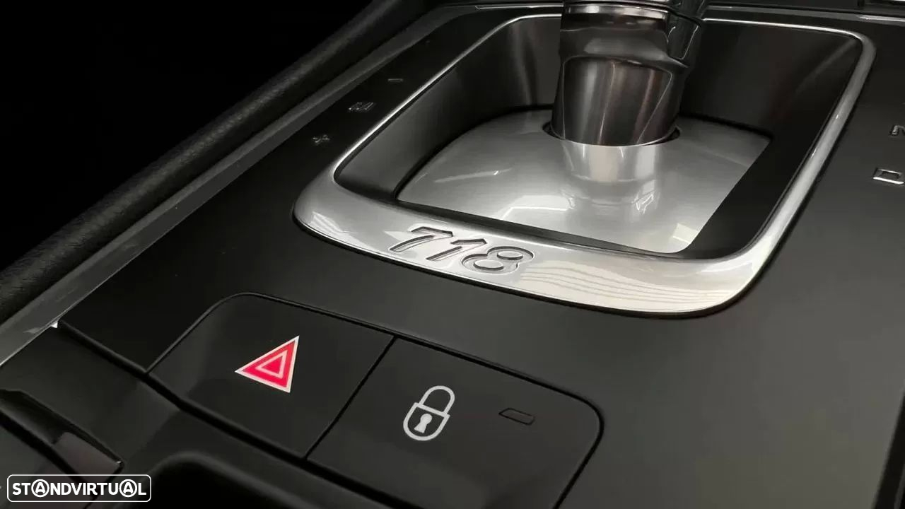 Porsche 718 Boxster 2.0 PDK - 29
