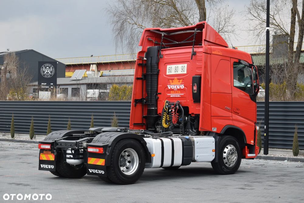 Volvo FH500 / NISKA KABINA / HYDRAULIKA / EURO 6 / ACC / LEDY / ALUFELGI / SERWISOWANY / SPROWADZONY - 5