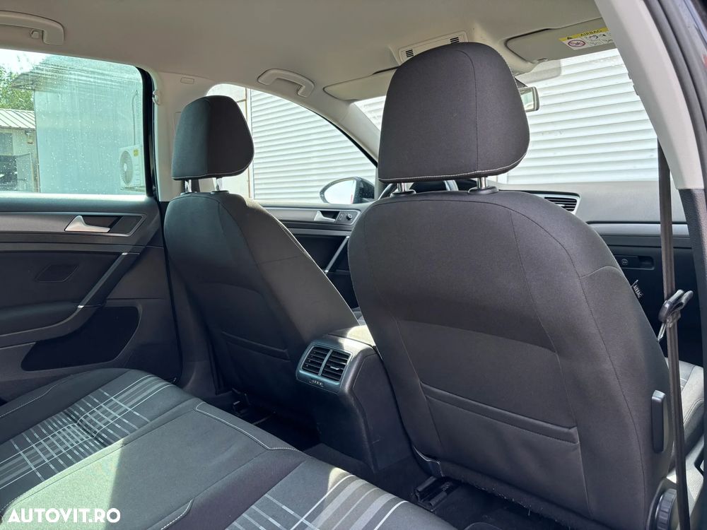 Volkswagen Golf 1.2 TSI BlueMotion Technology Lounge - 27
