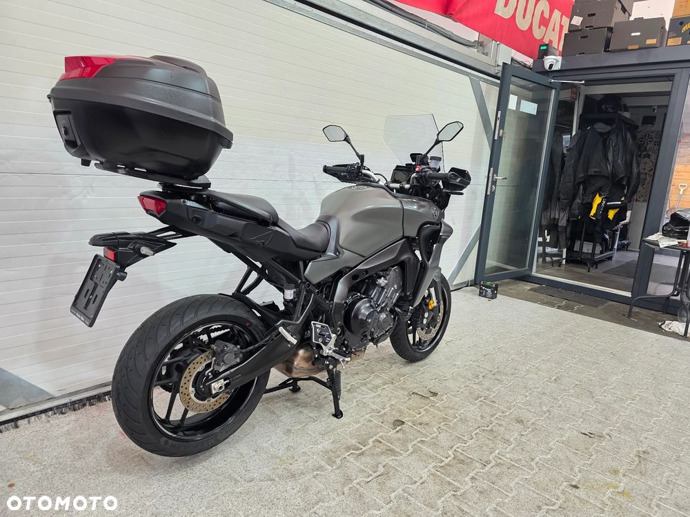 Yamaha MT - 11