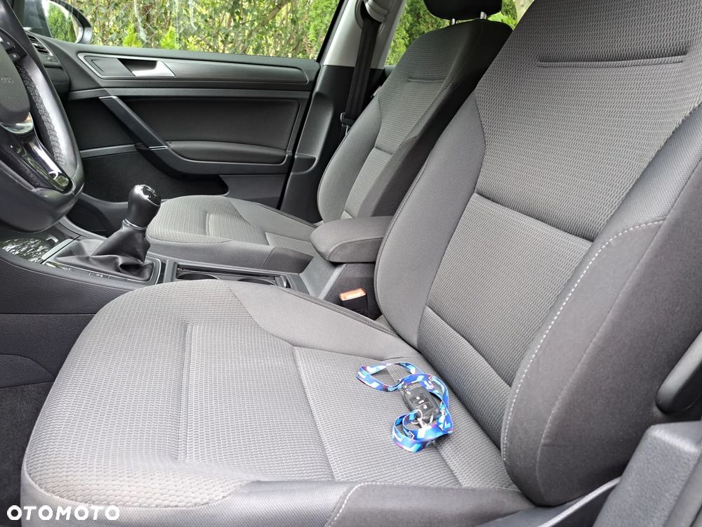 Volkswagen Golf VII 1.6 TDI BMT Highline - 26