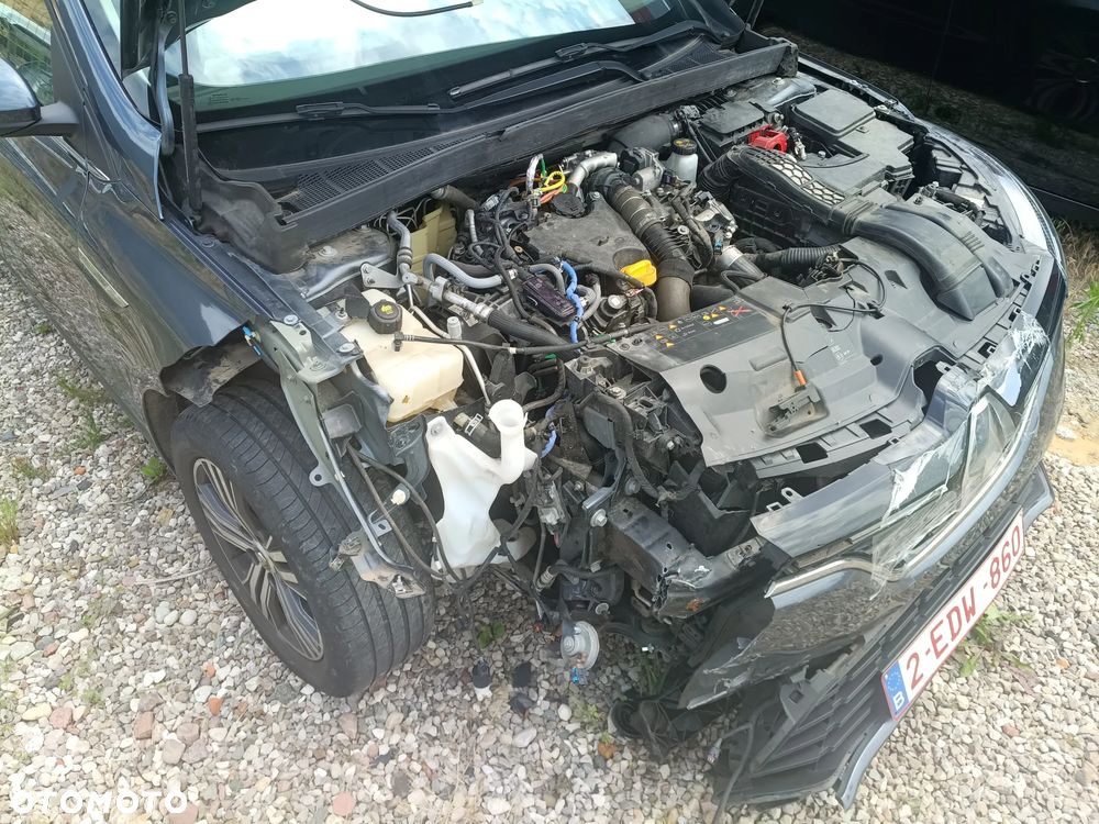 Renault Megane BLUE dCi 115 BUSINESS EDITION - 6