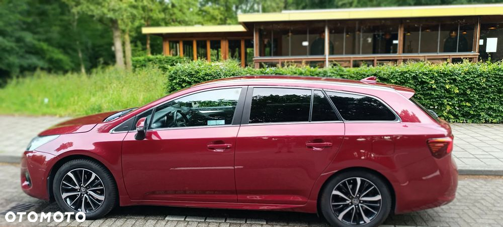 Toyota Avensis 2.0 Prestige MS - 4