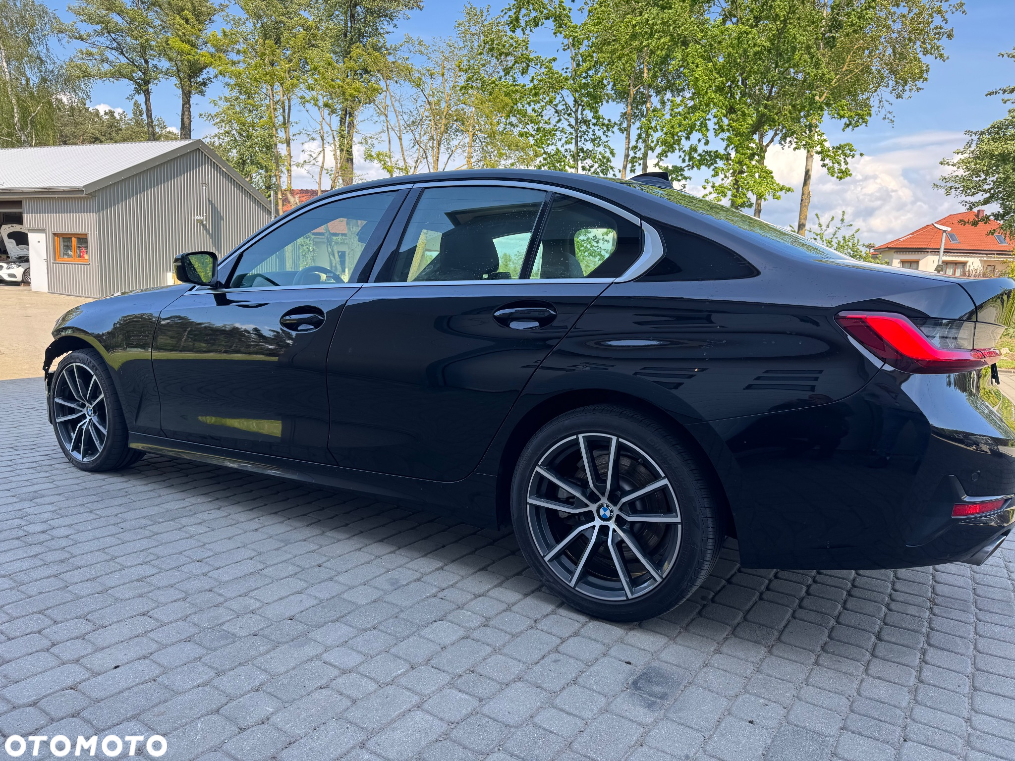 BMW Seria 3 330i - 3
