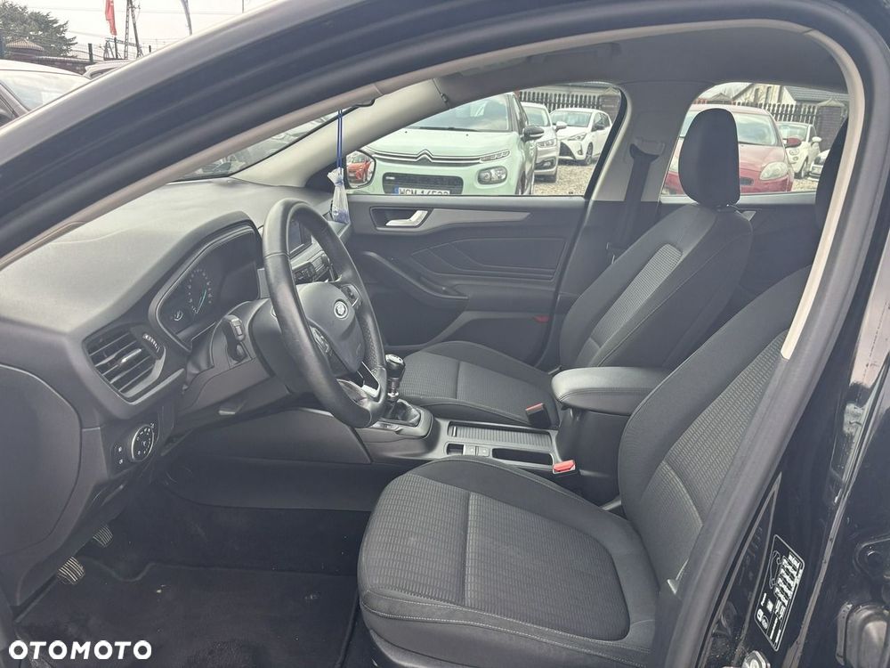 Ford Focus - 18