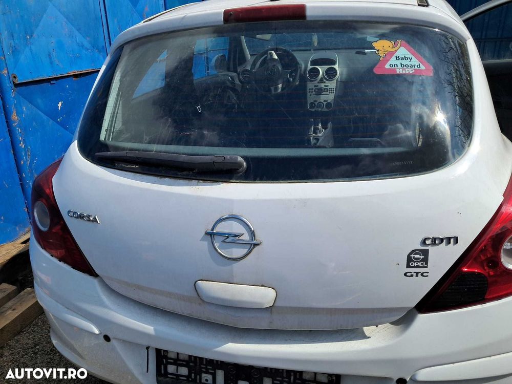Opel Corsa D Coupe, haion complet cu luneta, stop stopuri. - 3