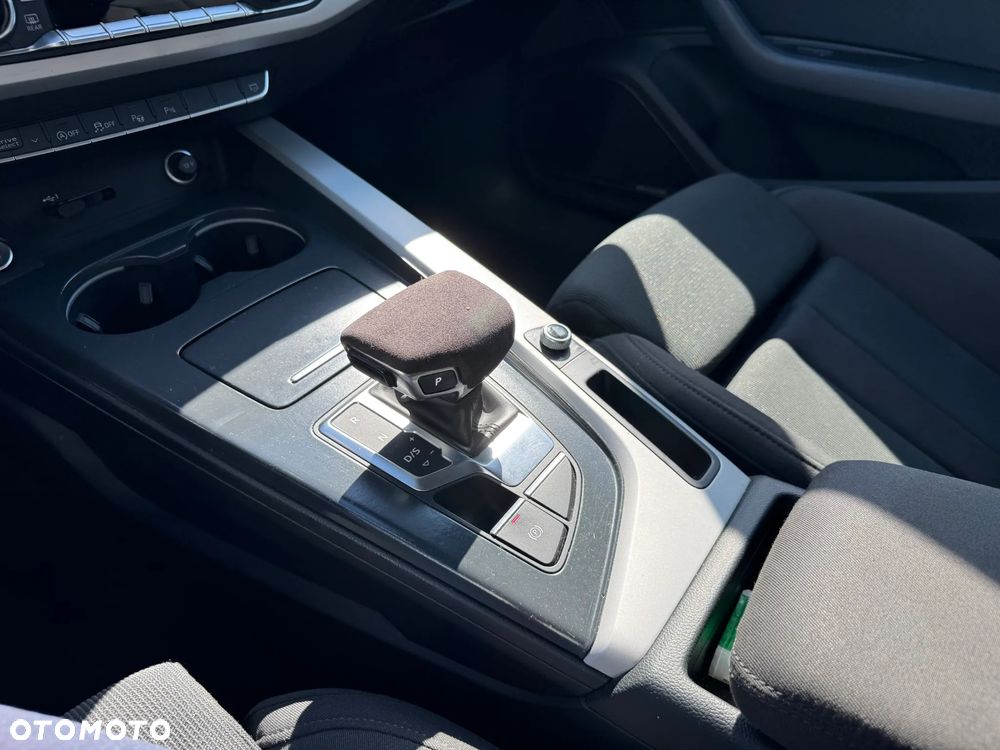 Audi A4 Avant 2.0 TDI S tronic - 37