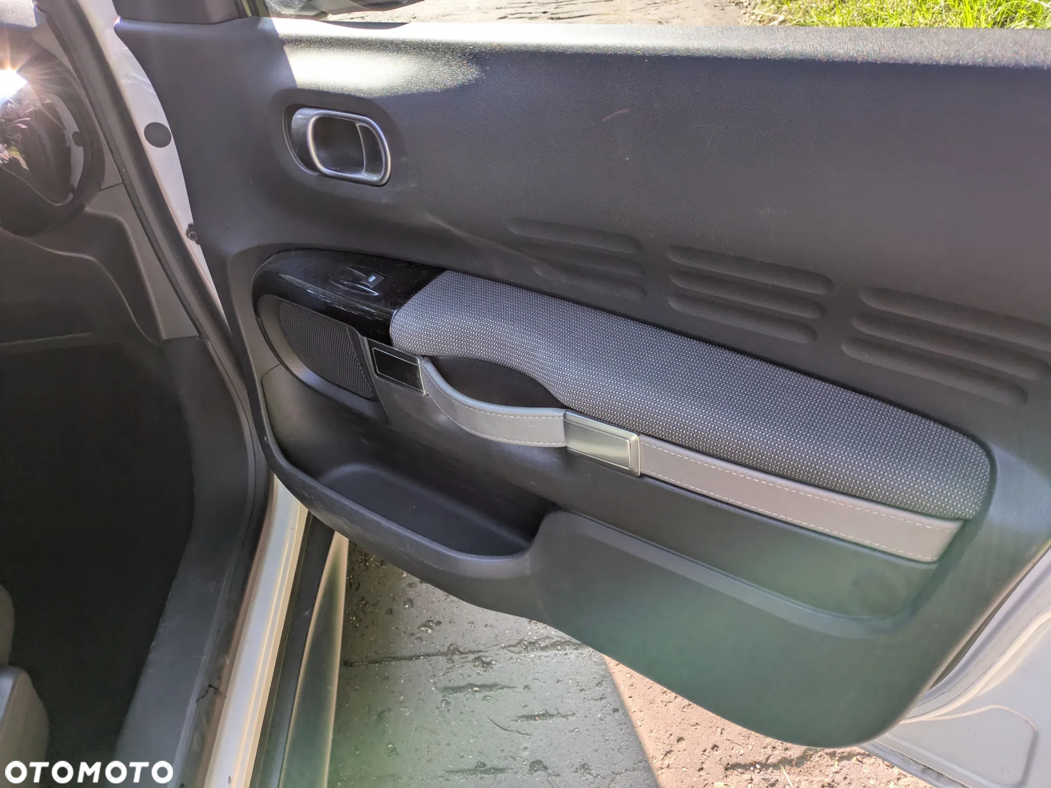 Citroën C4 Cactus 1.6 e-HDi Shine ETG - 17