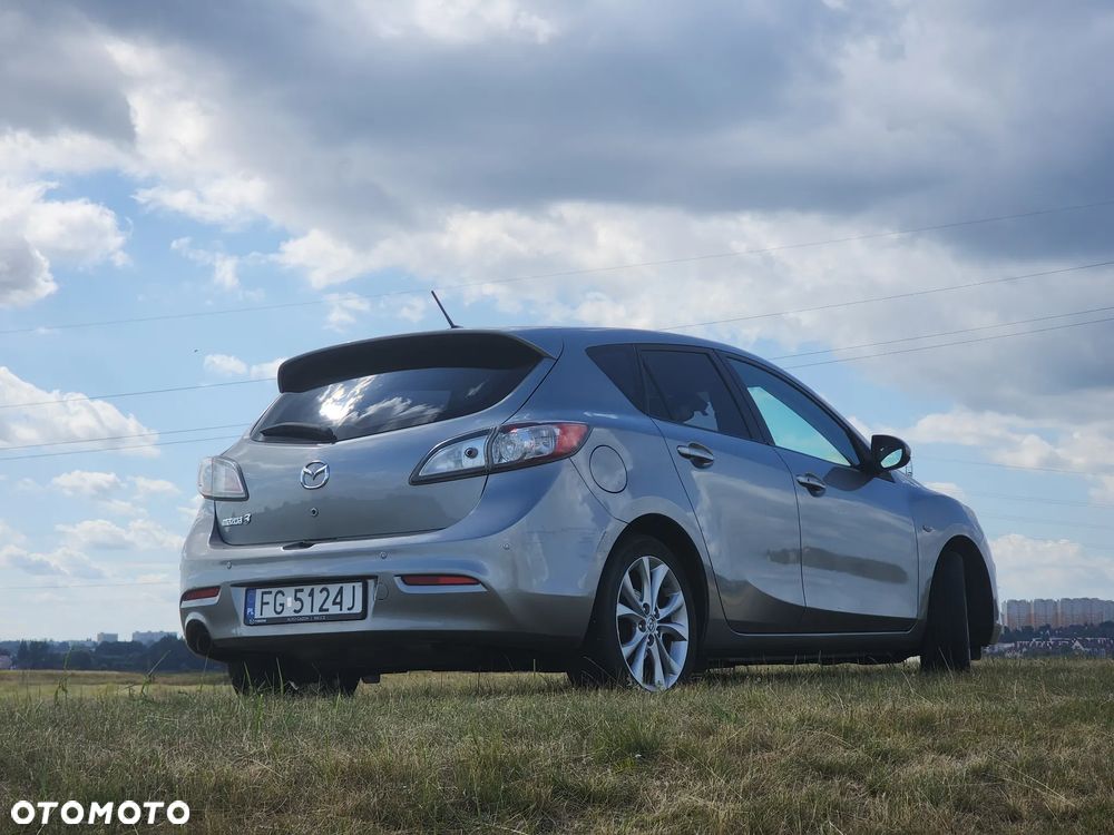 Mazda 3 2.0 Exclusive + - 7