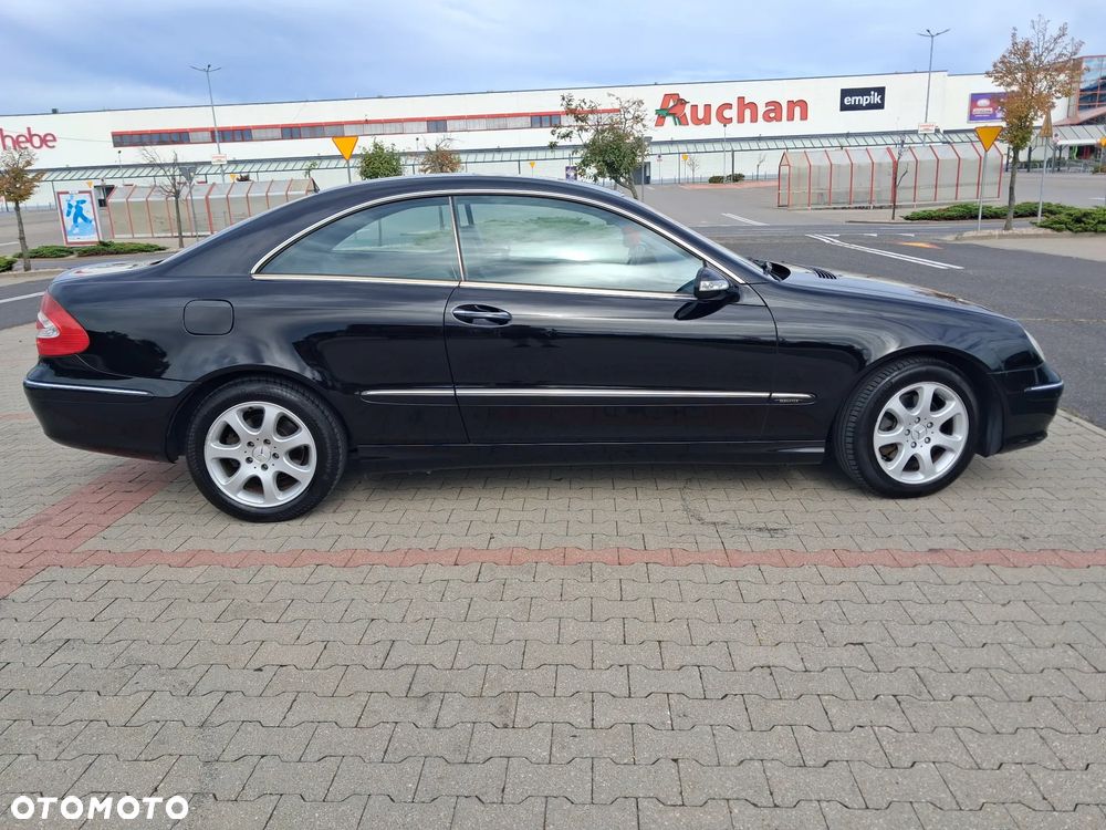 Mercedes-Benz CLK - 6