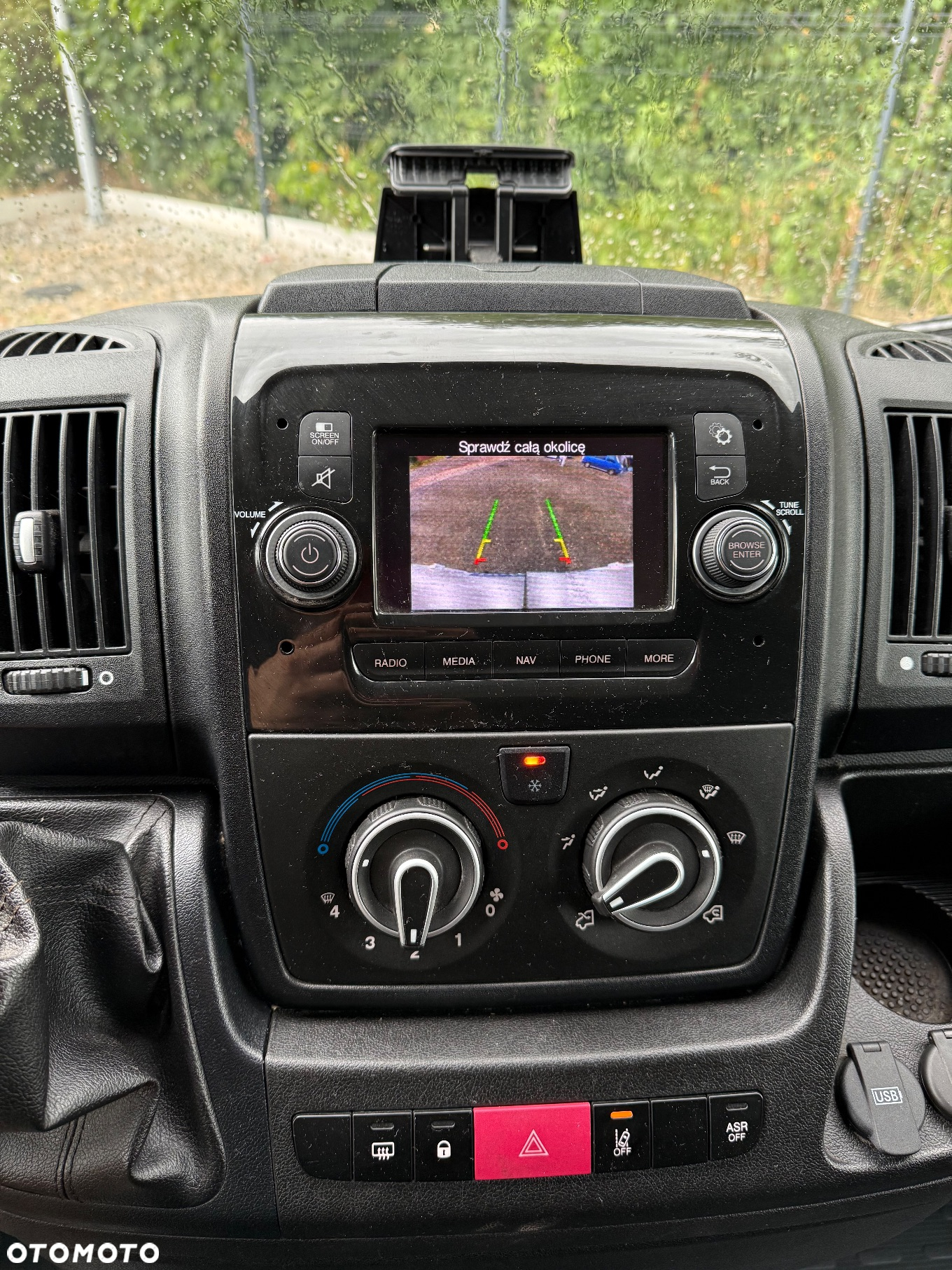 Peugeot Boxer - 24