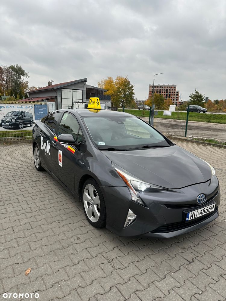 Toyota Prius - 12