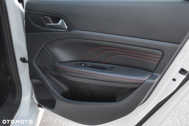 Peugeot 308 THP 205 Stop & Start GT - 32