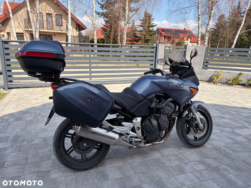 Honda CBF - 4