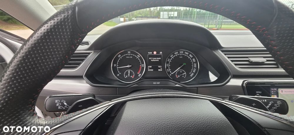 Skoda Superb 2.0 TDI Style DSG - 6