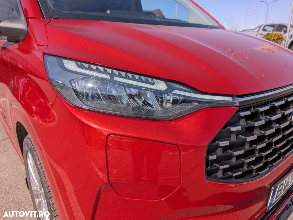 Ford Tourneo Custom - 9