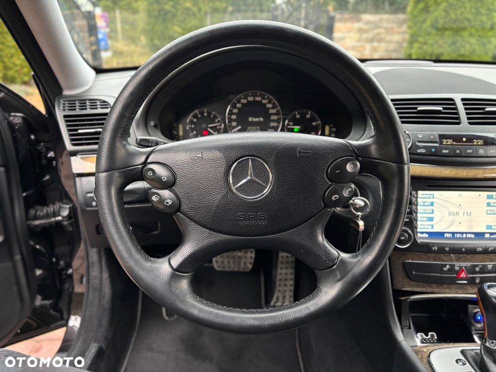 Mercedes-Benz Klasa E 320 CDI Elegance - 11