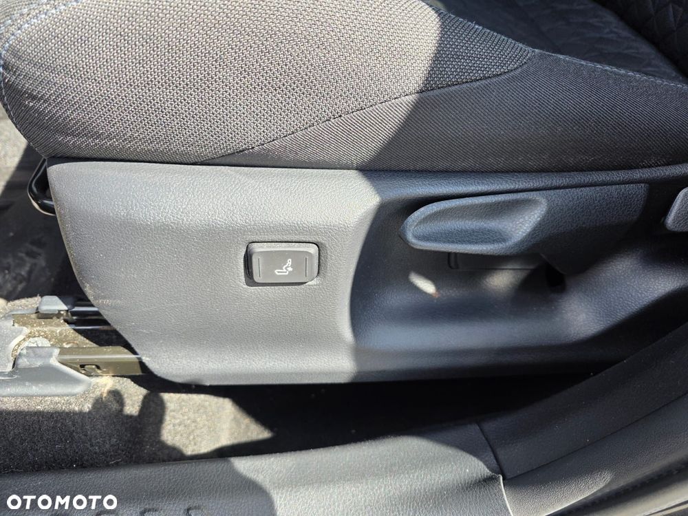 Toyota C-HR 2.0 Team Deutschland - 15