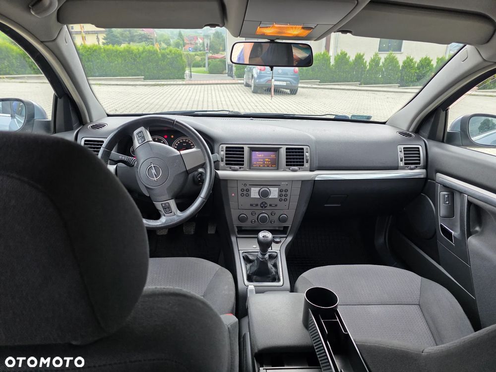 Opel Vectra 1.9 CDTI DPF - 10