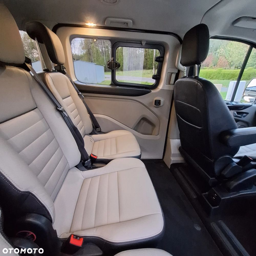 Ford Tourneo Custom 2.0 EcoBlue L2 Titanium X SelectShift - 23