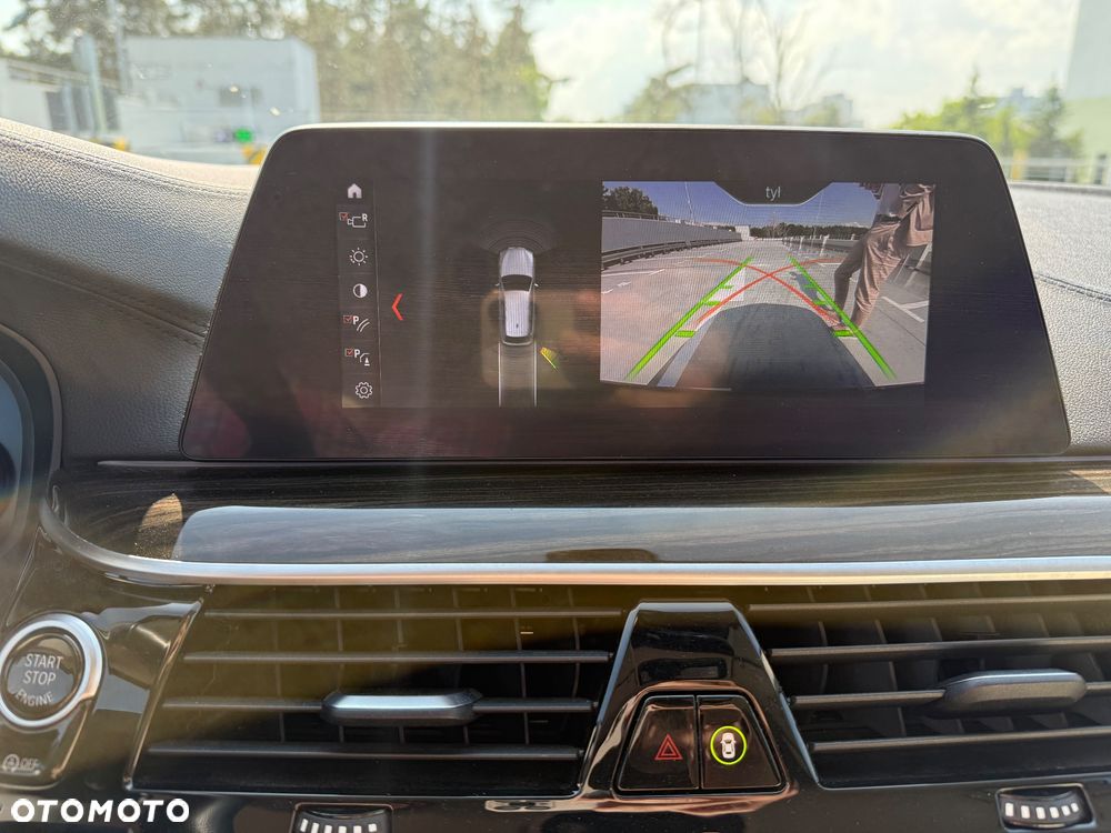 BMW Seria 5 520d xDrive Luxury Line - 18