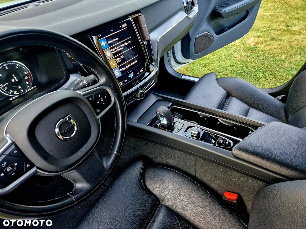 Volvo V60 B4 D Momentum Pro - 8