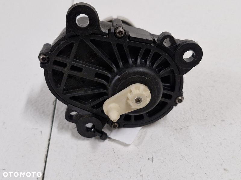 VOLVO V40 II 2 2.0 D4 NASTAWNIK KLAP KOLEKTORA 31293737 - 6