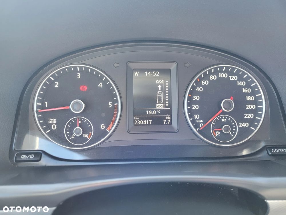 Volkswagen Touran 1.6 TDI DPF BlueMotion Technology Life - 36