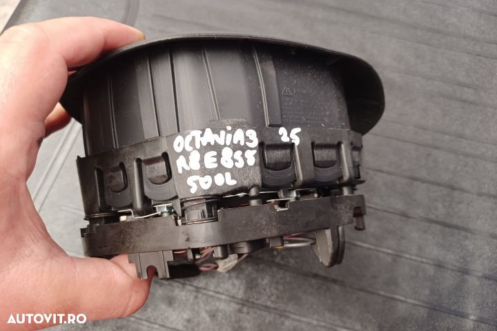 Airbag volan / sofer 3V0880201C PIESA NOUA 3V0880201C Skoda Octavia 3 - 4