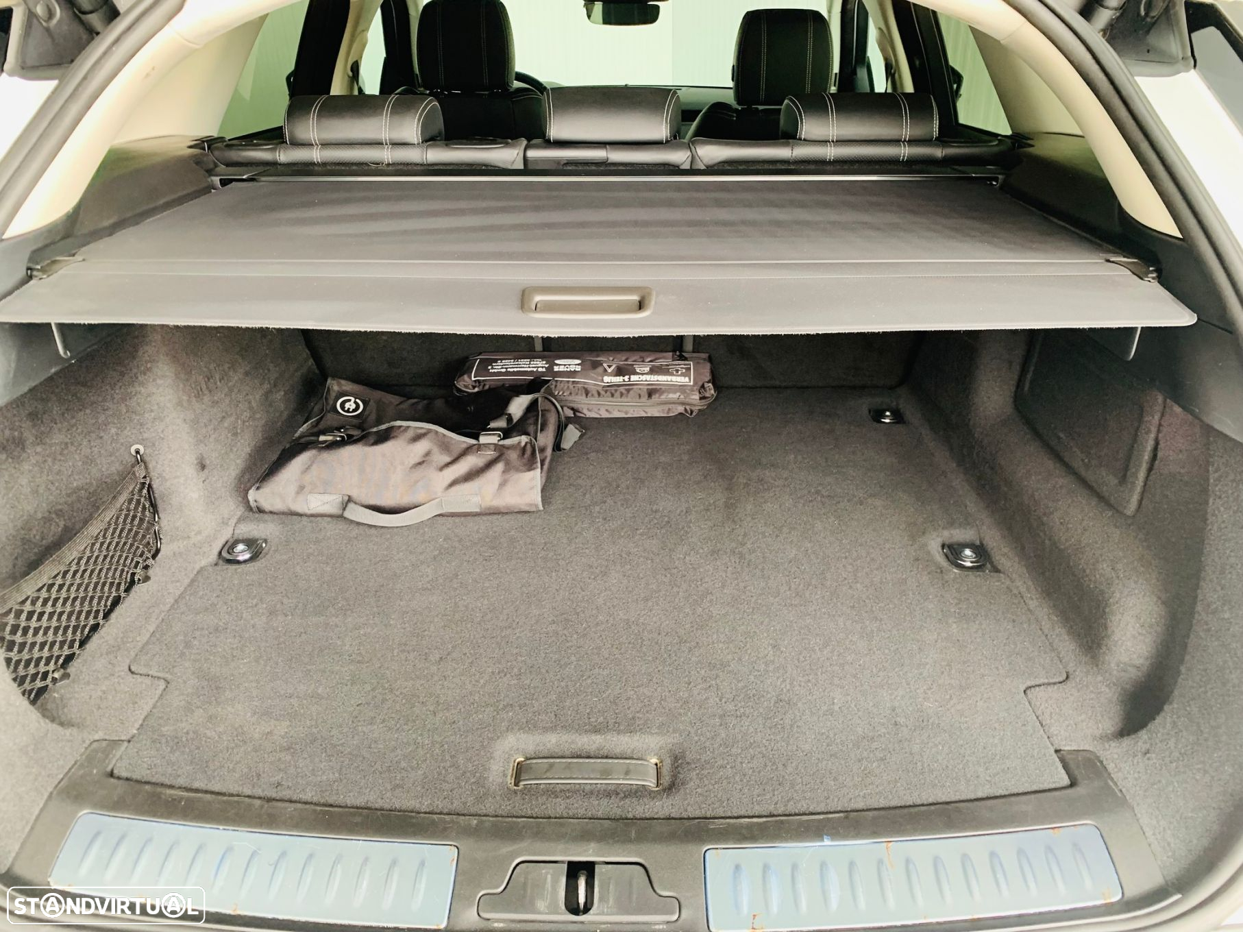 Land Rover Range Rover Velar 2.0 P400e AWD S - 40