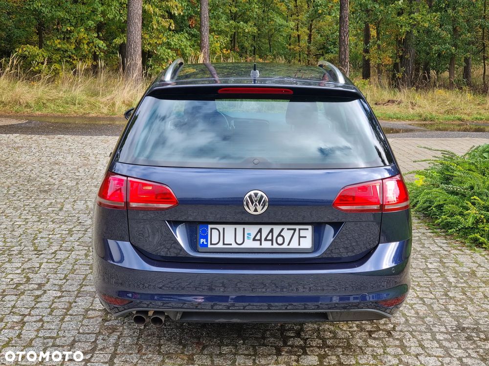 Volkswagen Golf - 8