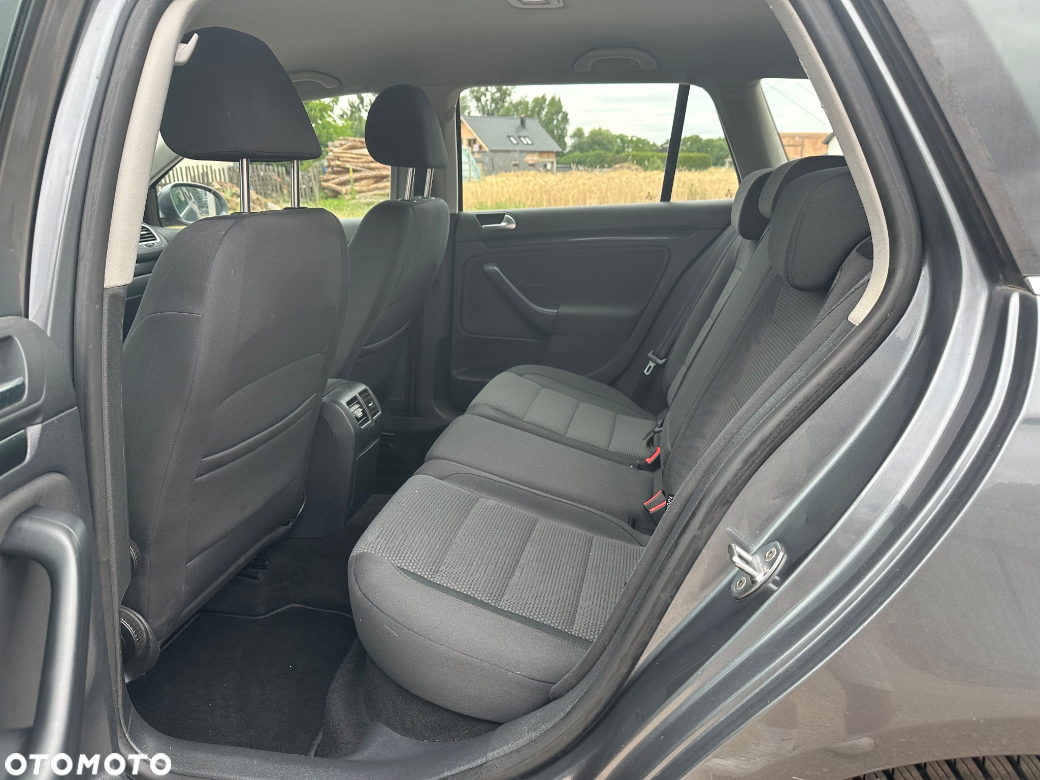 Volkswagen Golf 1.6 TDI DPF Style - 11