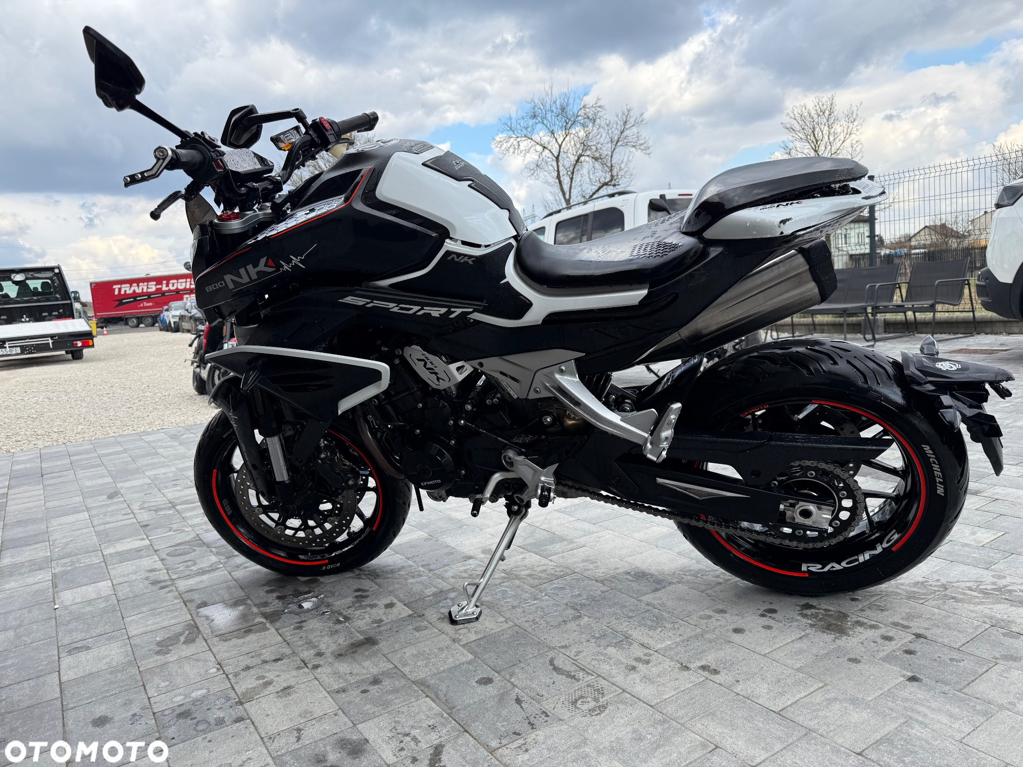 CFMoto NK - 11