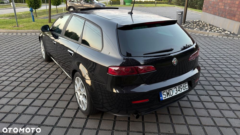 Alfa Romeo 159 1.9 JTDM 16V DPF Distinctive - 14