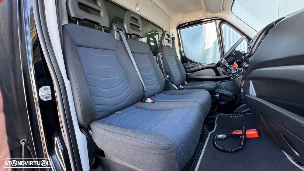 Iveco Daily 2.3 35C16 C/ Plat. Elevatória - 3